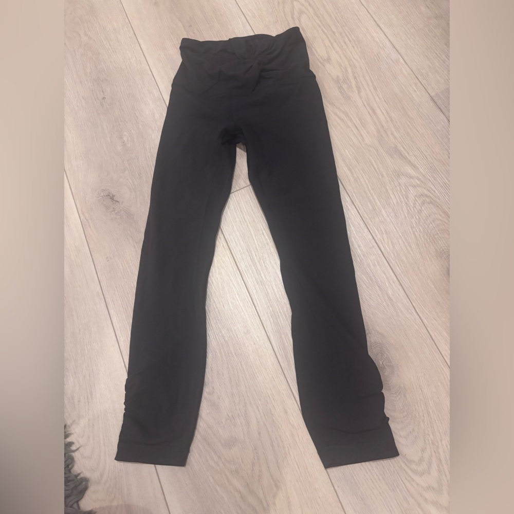 lululemon athletica Black align bow waist Leggings. Size 2